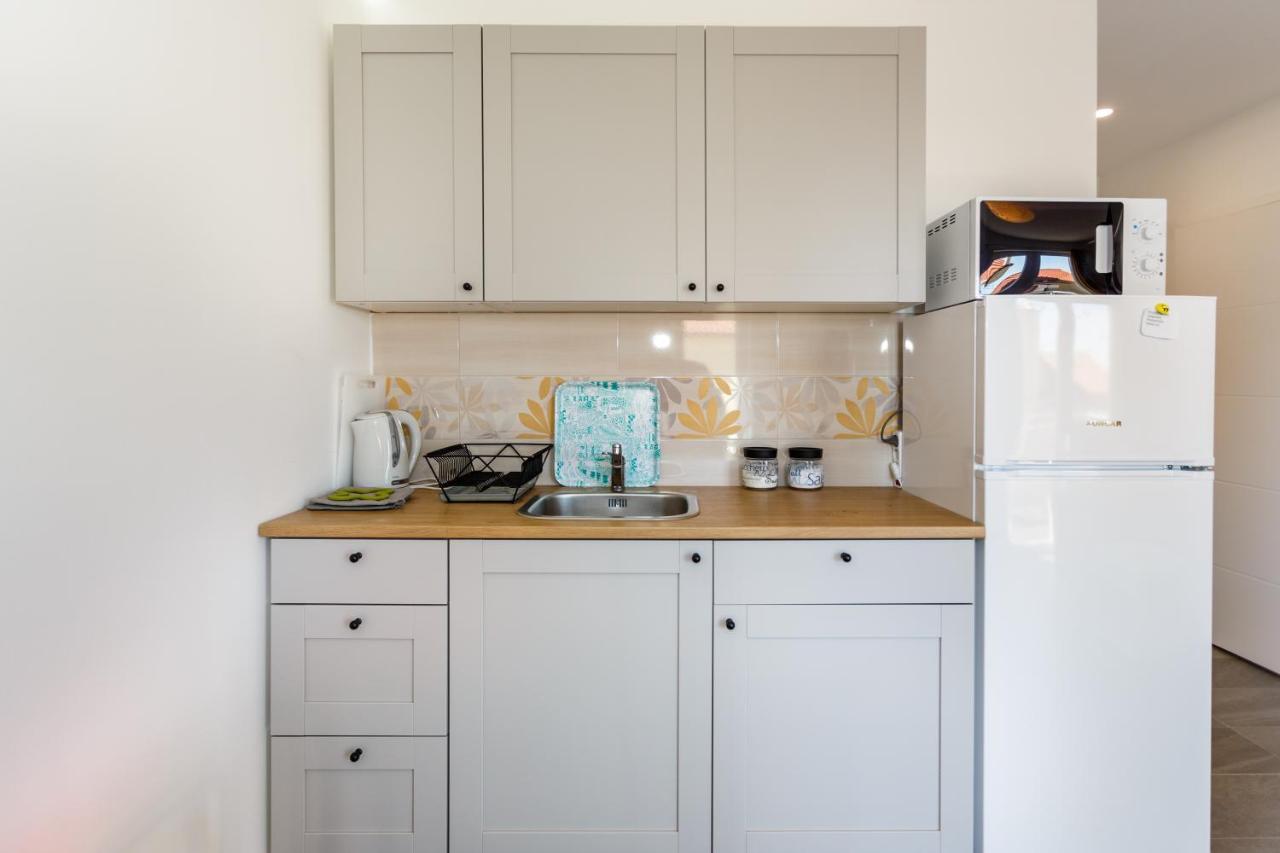 Golden Island Apartments Đảo Krk Ngoại thất bức ảnh