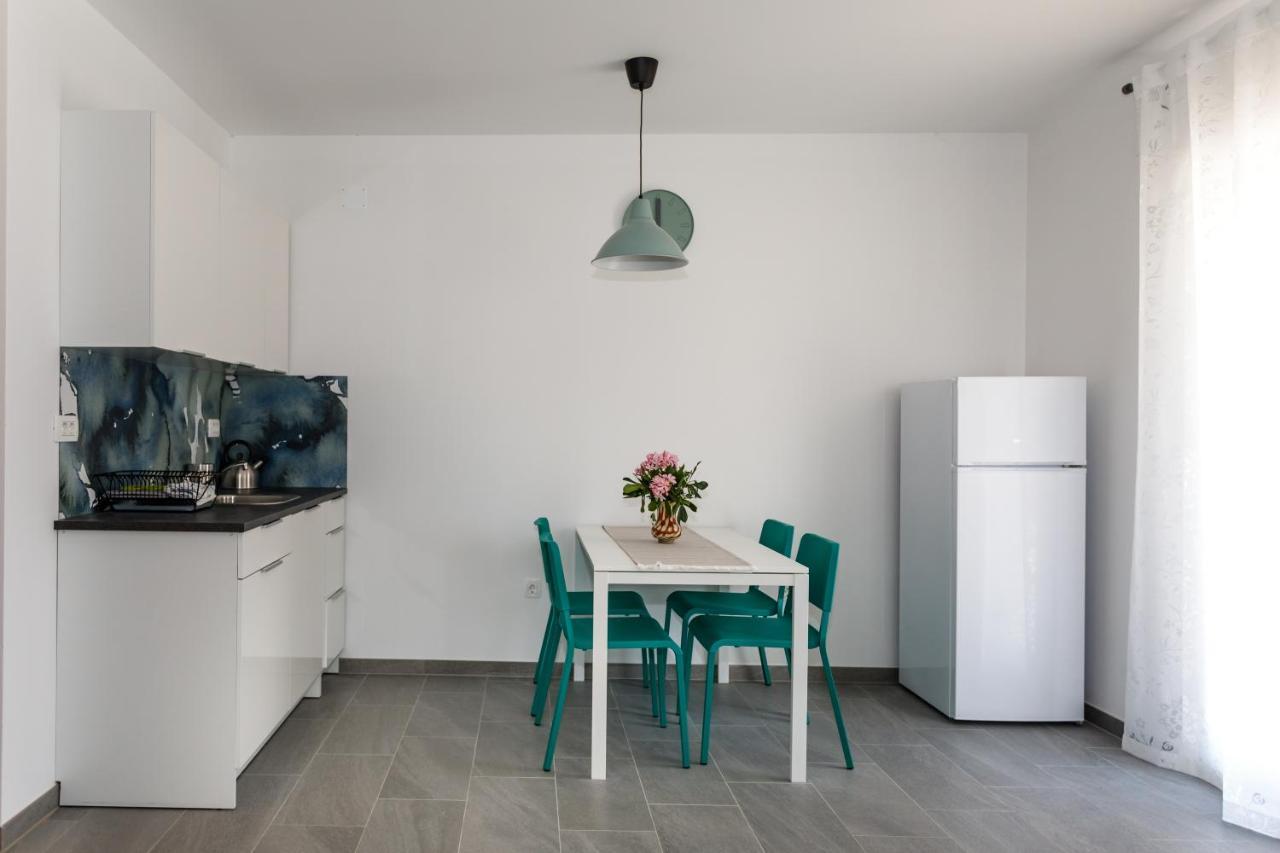 Golden Island Apartments Đảo Krk Ngoại thất bức ảnh